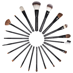 Brushes  Applicators